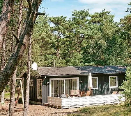 Three-bedroom Holiday In Nexo 33 Casa vacanze *